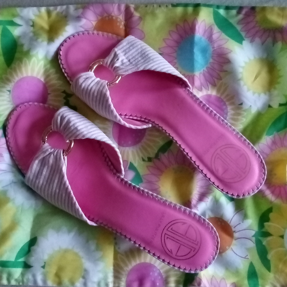 Lilly Pulitzer via palm beach pink summer shoe